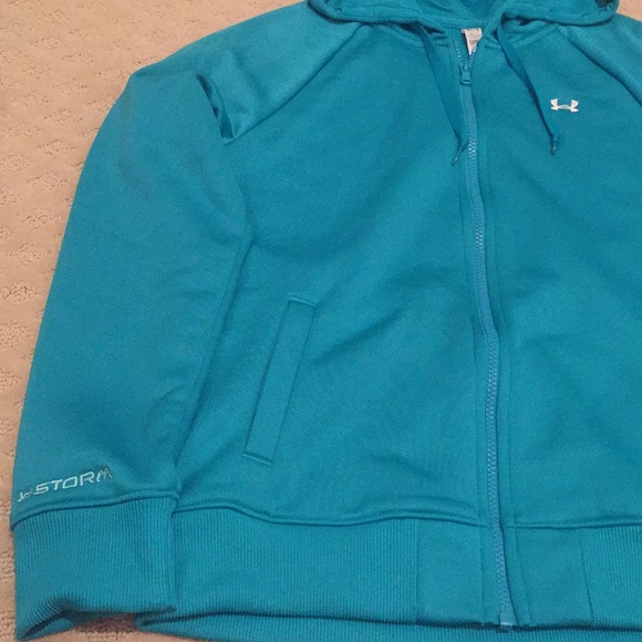 NWOT Under Armour Sweatshirt - Picture 3 of 3